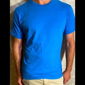 Champion tee. Brand new Never wore it